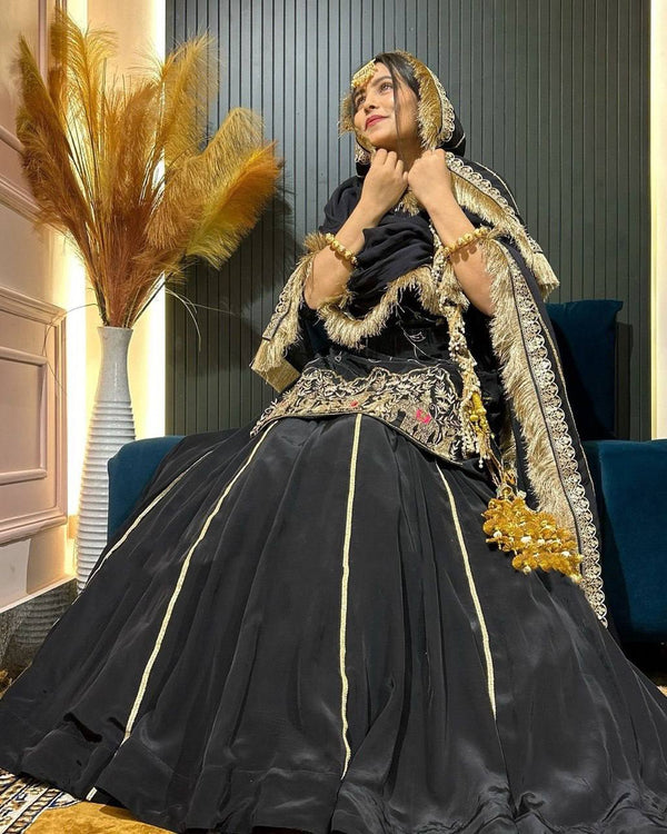 Regal Grace: The Art of Traditional Wear