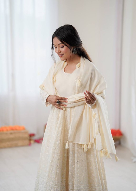 Elegant Ivory Ensemble for Every Occasion