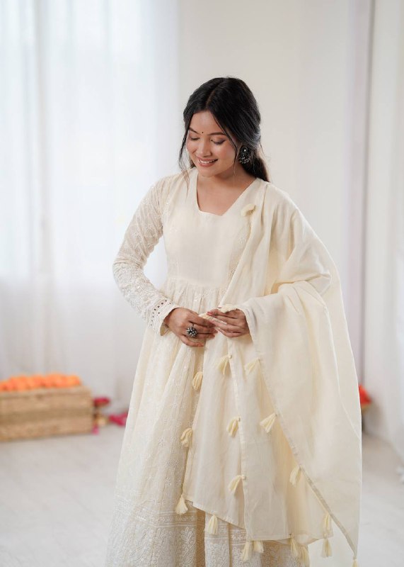 Elegant Ivory Ensemble for Every Occasion