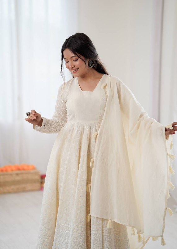 Elegant Ivory Ensemble for Every Occasion