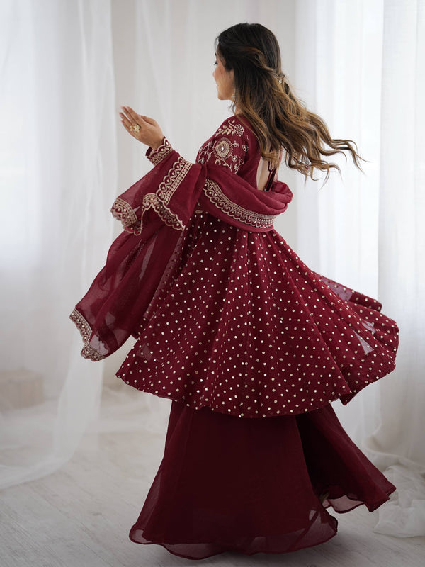 Vibrant Traditional Outfits for Modern Women