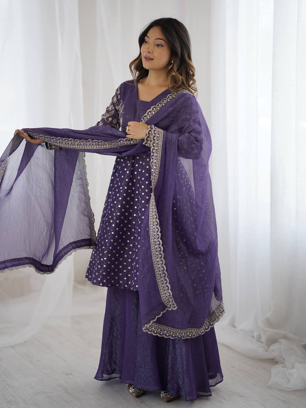 Vibrant Traditional Outfits for Modern Women