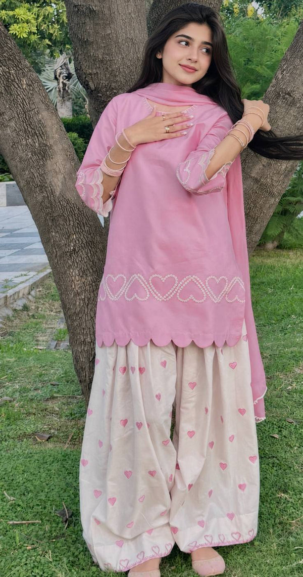 Graceful Fashion Statement in Soft Hues