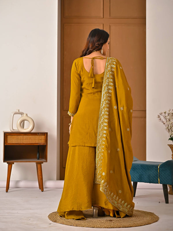 Chic Mustard Ensemble for Modern Women