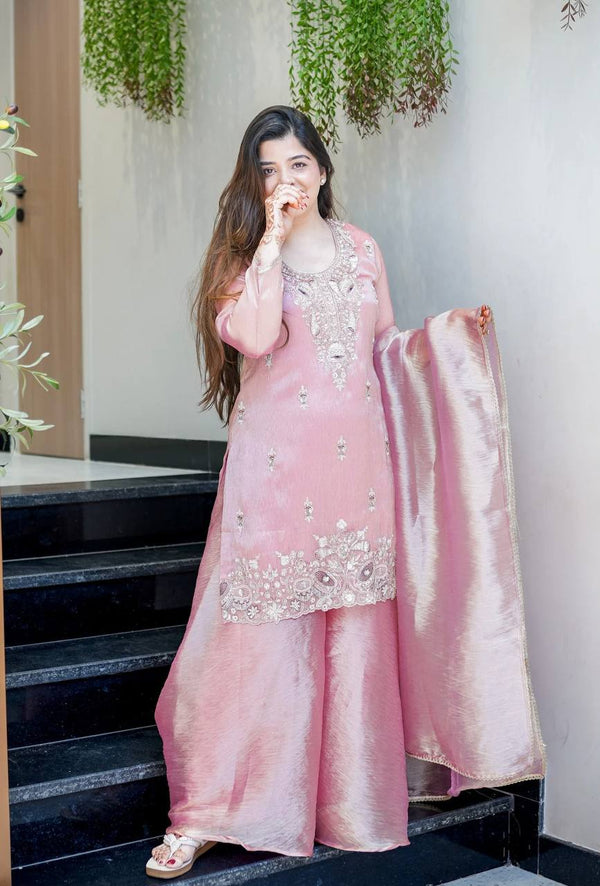 Chic Ethnic Wear for Modern Celebrations