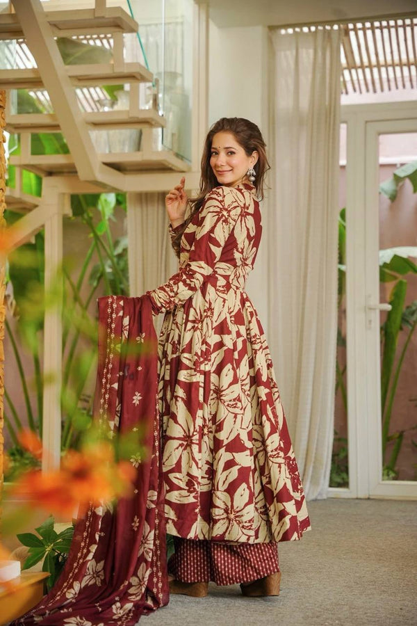 Graceful Style for Modern Women