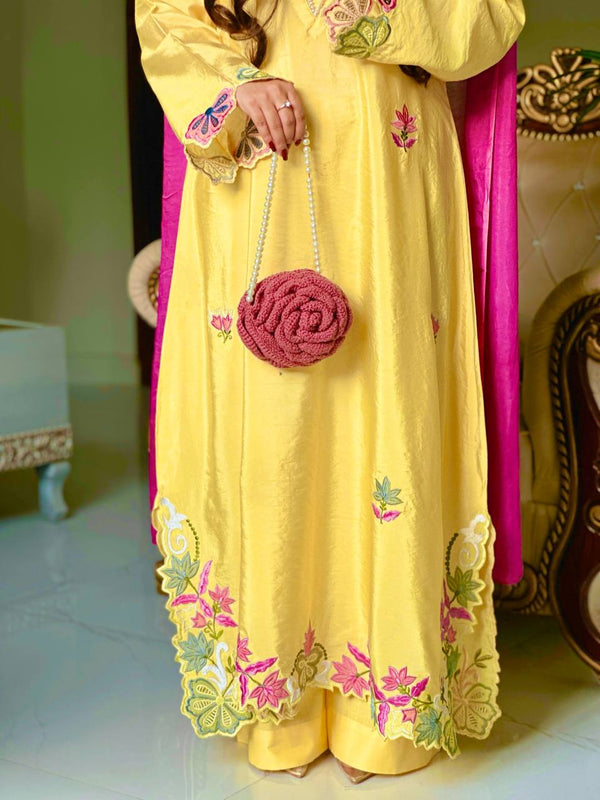 Vibrant Elegance in Yellow and Pink
