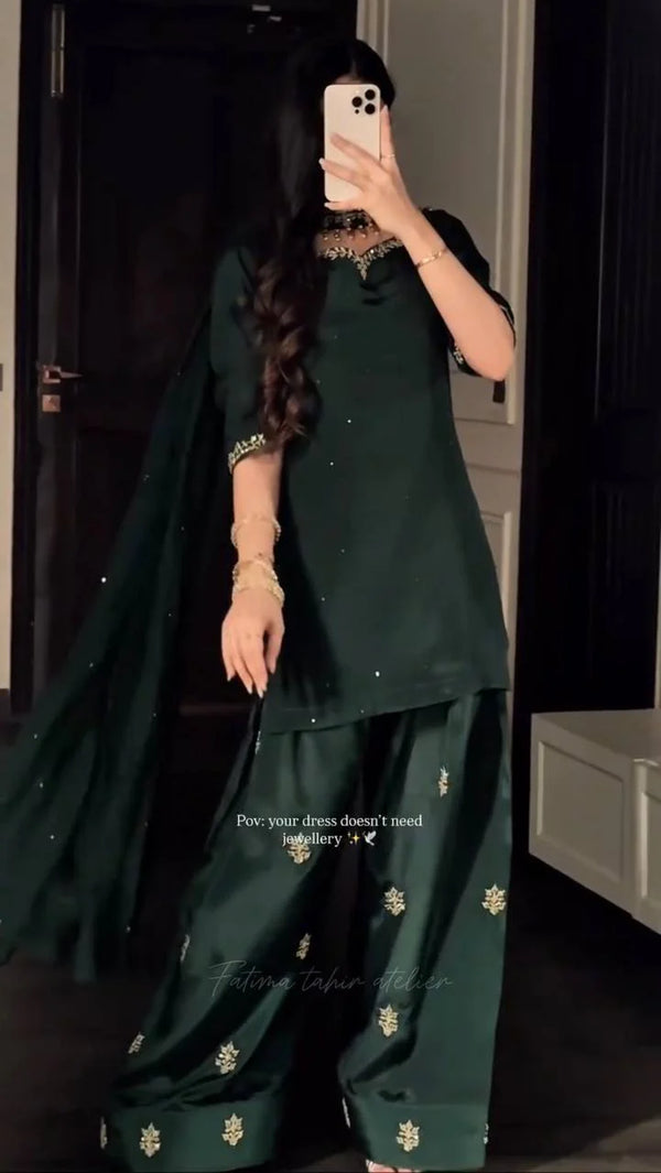 Chic Green Ensemble for Every Occasion