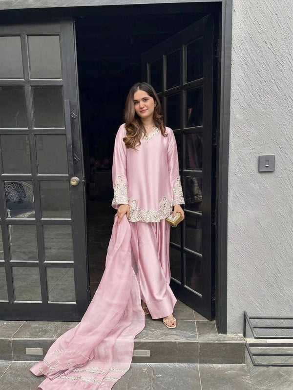 Striking Presence The Pink Statement
