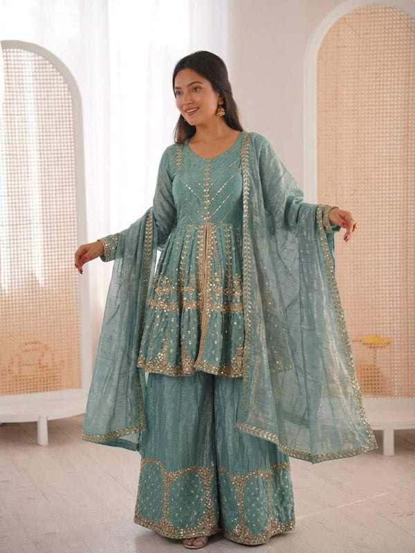 Graceful Styles Traditional Yet Trendy