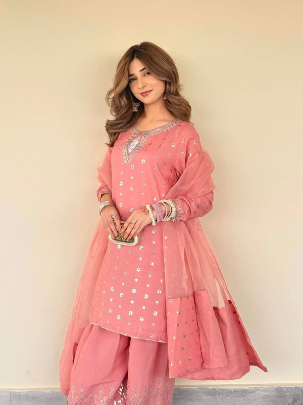 Pink Elegance A Dual Portrait Experience