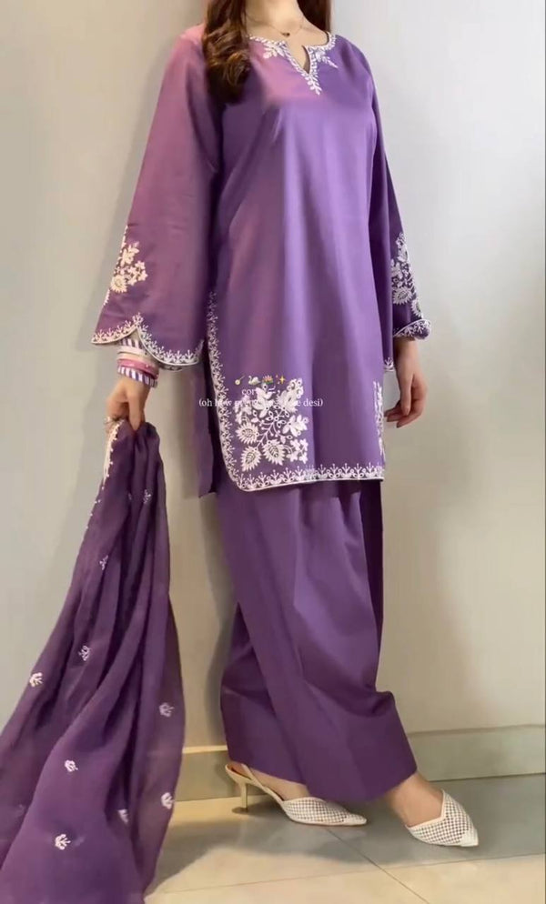 Elegance in Purple: A Stylish Ensemble