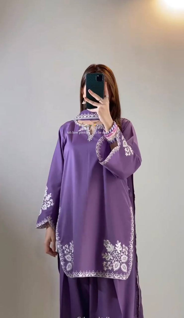 Elegance in Purple: A Stylish Ensemble
