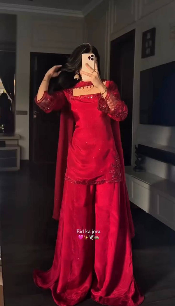 Chic Red Outfit for Eid Festivities