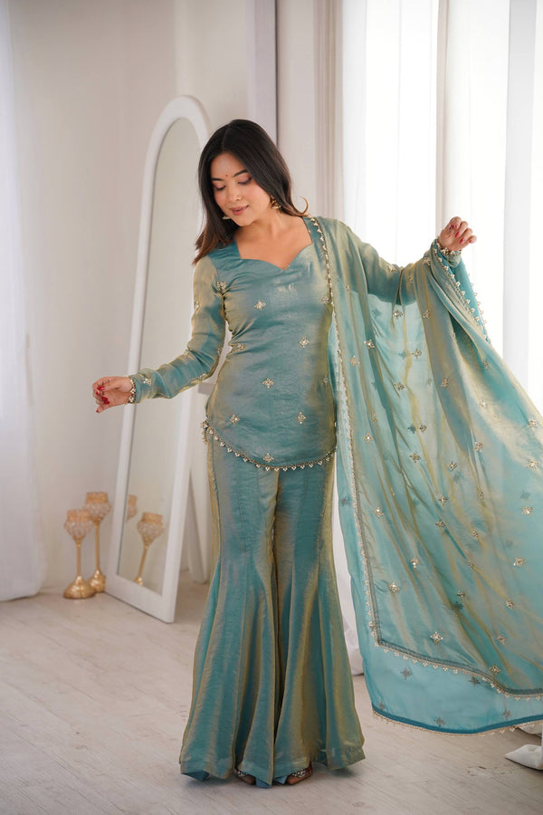 Chic and Graceful Three-Tone Ethnic Set