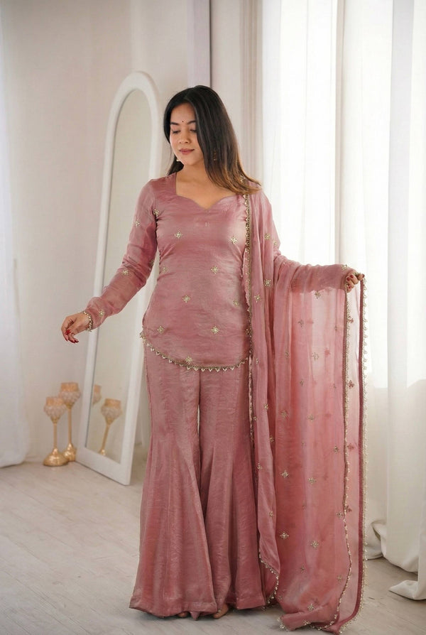 Chic and Graceful Three-Tone Ethnic Set