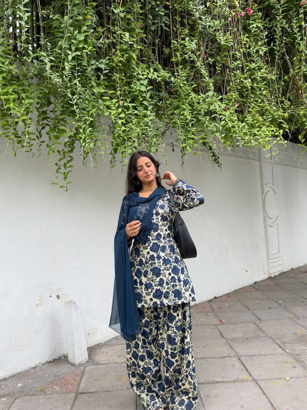 Elegant Blue Printed Suit Ensemble