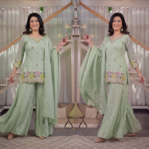Graceful Green Ensemble for Modern Women