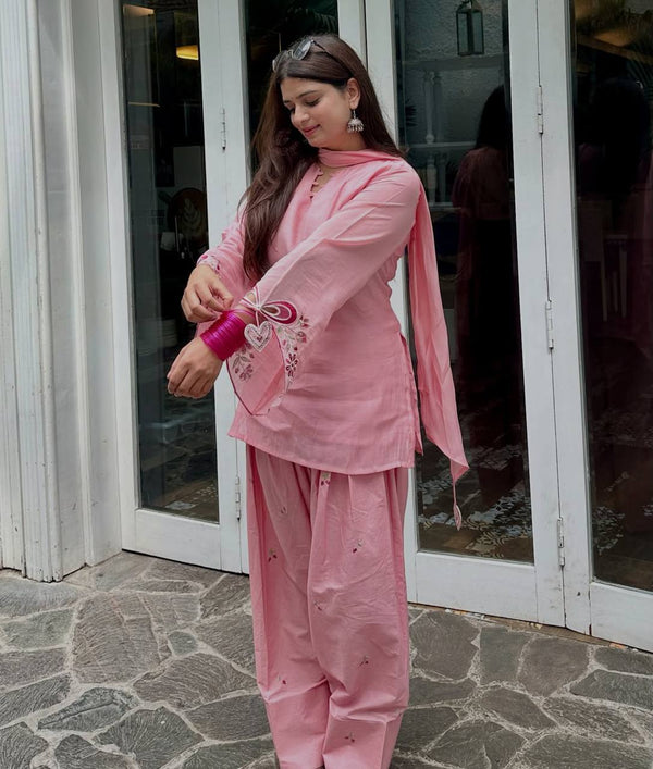 Radiant Elegance in Fashion Statement