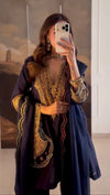 Discover the Allure of a Fashion Icon