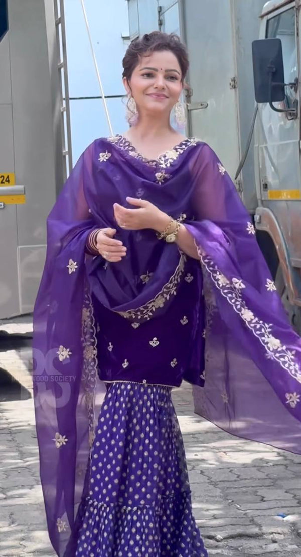 Elegance in Purple: Celebrate Your Style