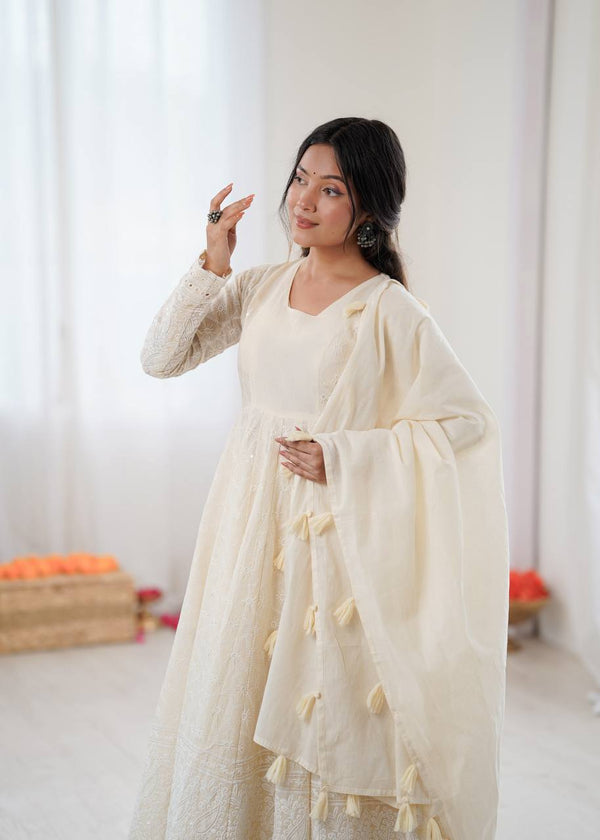 Elegant Ivory Ensemble for Every Occasion