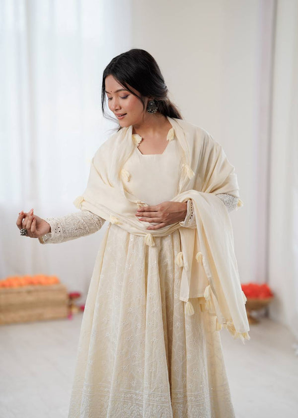 Elegant Ivory Ensemble for Every Occasion