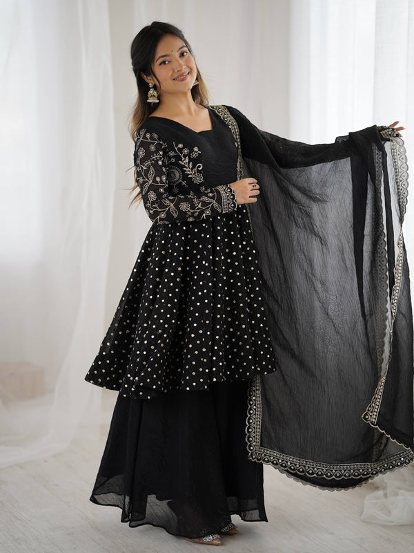 Vibrant Traditional Outfits for Modern Women