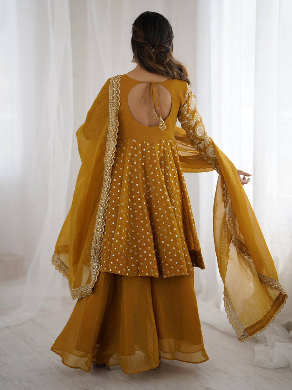 Vibrant Traditional Outfits for Modern Women