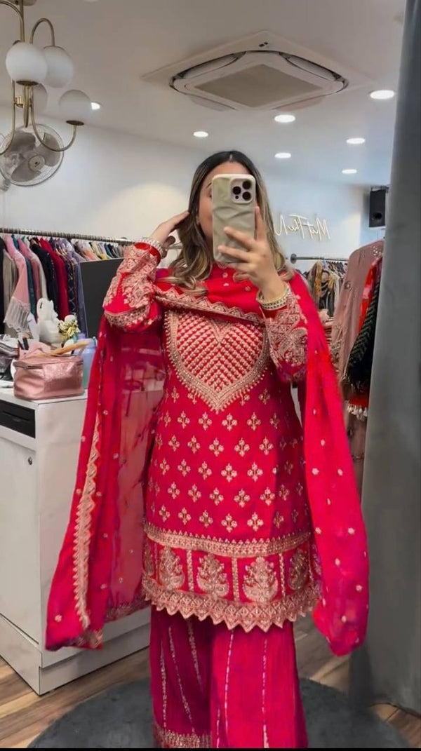 Cultural Chic: A Palette of Pakistani Fashion