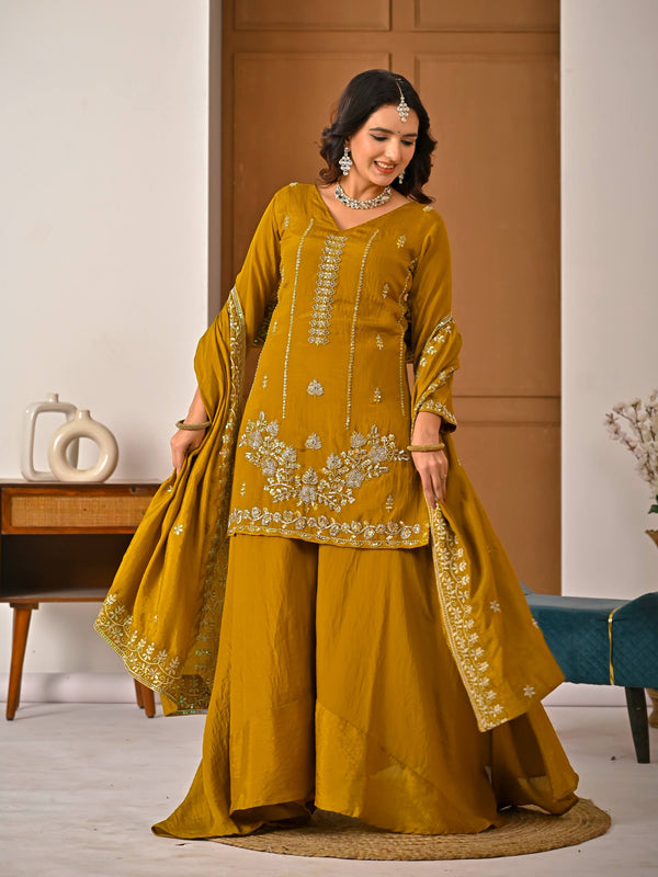 Chic Mustard Ensemble for Modern Women