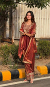 Fashionable Outfit with Bold Dupatta