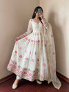 Diverse Styles of Traditional Indian Dresses