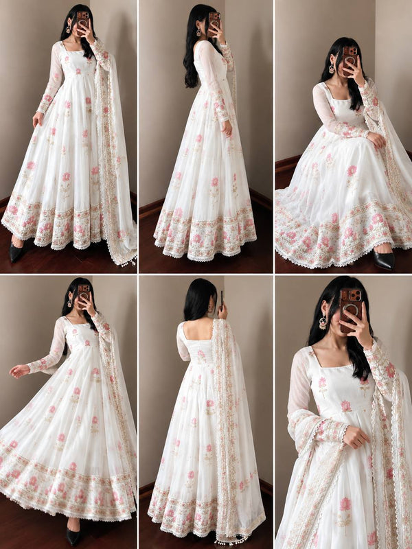 Diverse Styles of Traditional Indian Dresses