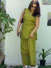 Elegant Green Attire for Stylish Women