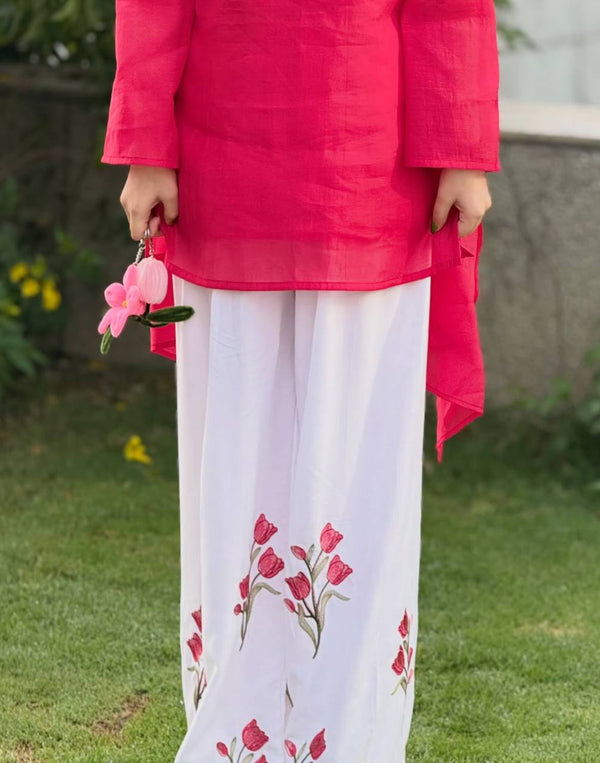 Timeless Style Combining Red and White