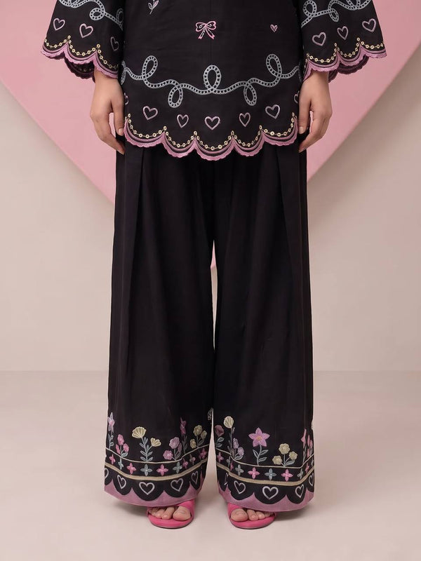 Chic Comfort for Modern Sophistication