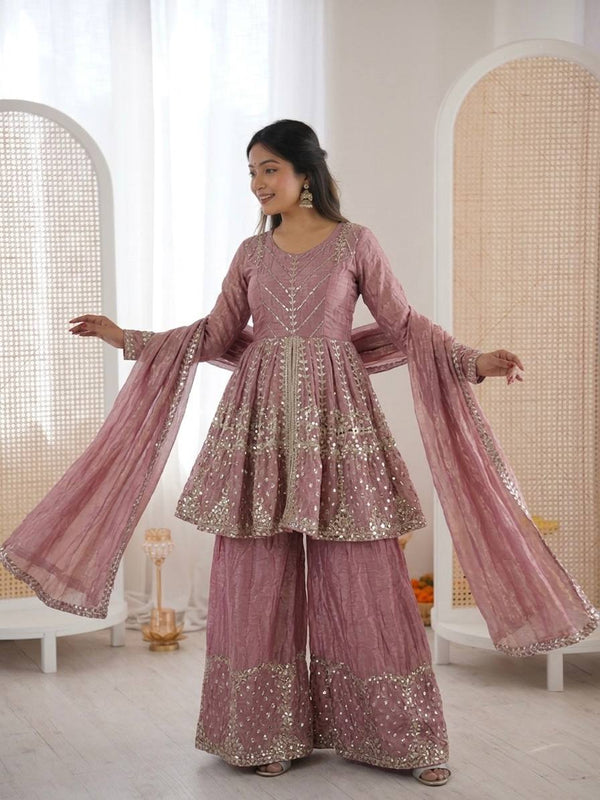 Graceful Styles Traditional Yet Trendy