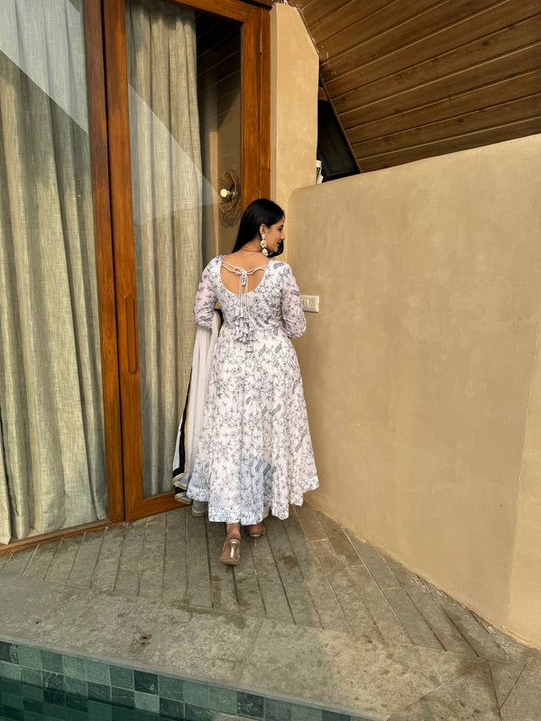 Timeless Charm: Printed White Anarkali