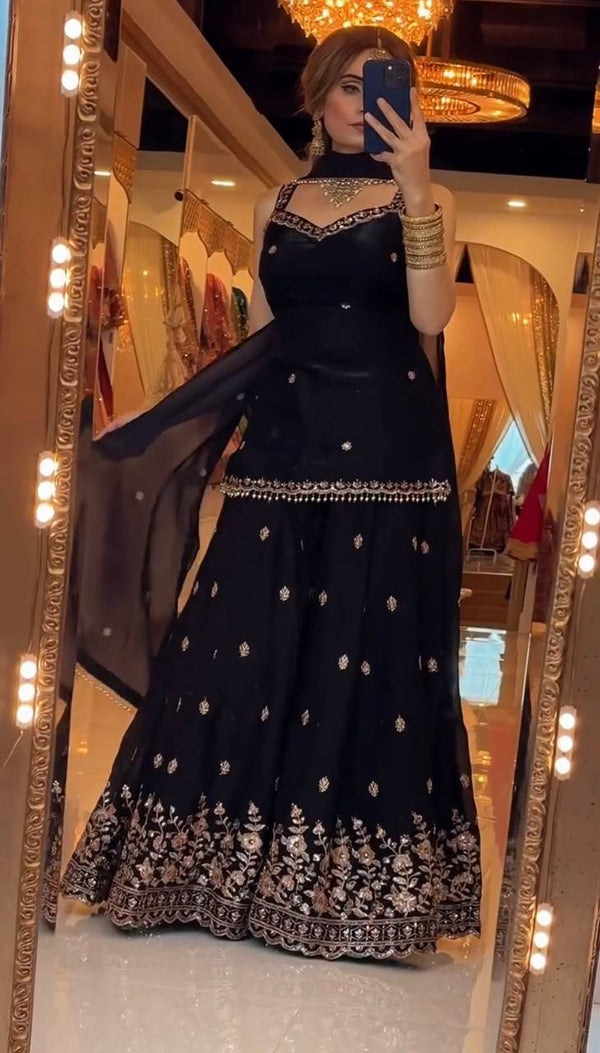 Sleek Black Elegance for Celebrations