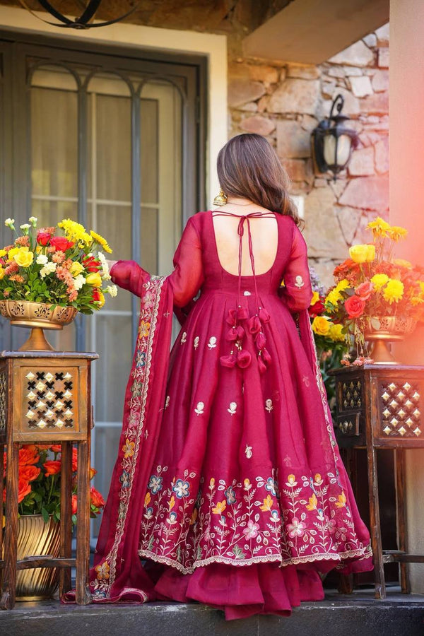 Vibrant Blossoms: Dance of Colors