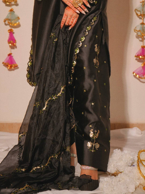 Graceful Styles for Festive Celebrations