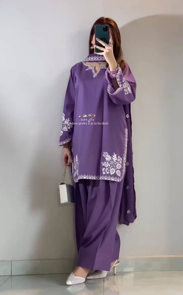 Elegance in Purple: A Stylish Ensemble