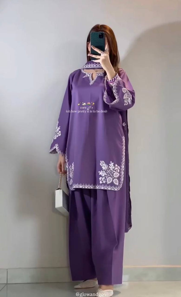 Elegance in Purple: A Stylish Ensemble