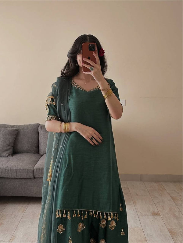 Elegant Green Festive Wear Suit Set