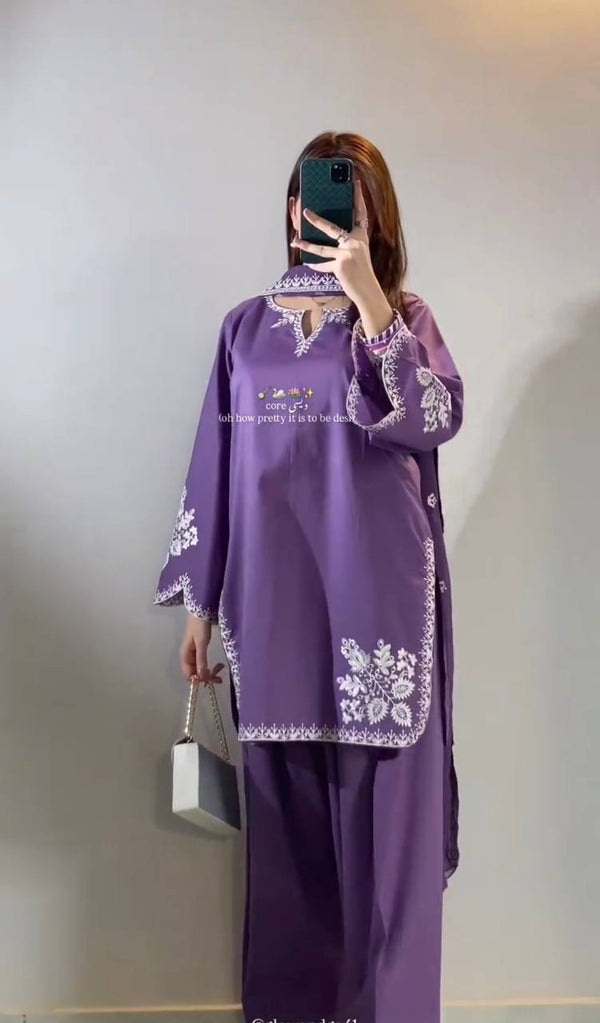 Elegance in Purple: A Stylish Ensemble