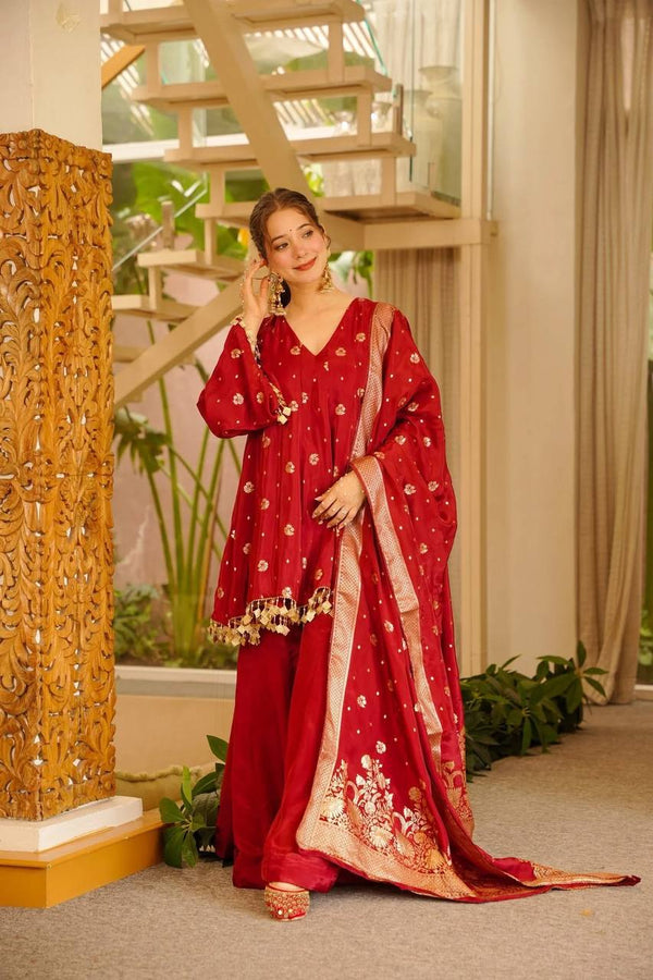 Radiant Elegance in Red and Gold