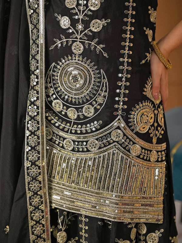 Timeless Charm: Black Embroidered Ethnic Ensemble