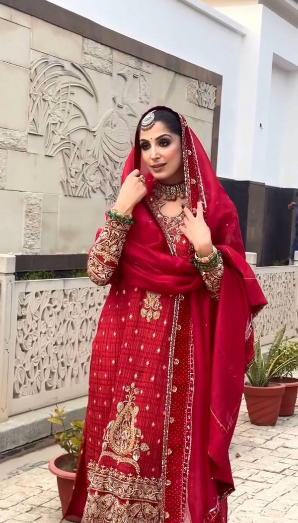 Radiant Elegance: The Red Wedding Ensemble