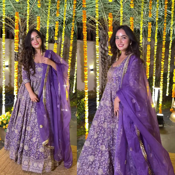 Elegance in Purple: A Festive Delight